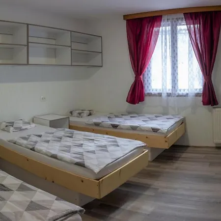 Transit On The Edge דירה *