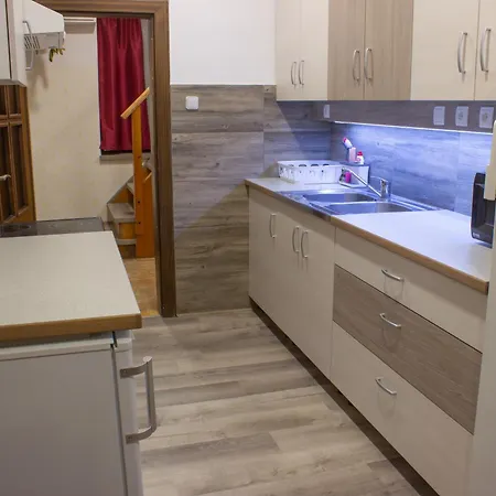 דירה Transit On The Edge